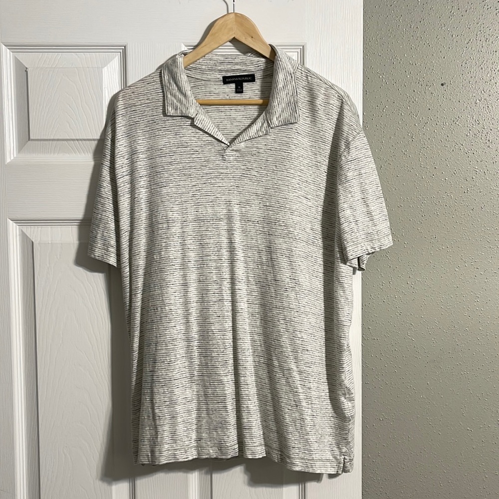 Banana republic gray linen polo, never worn XL